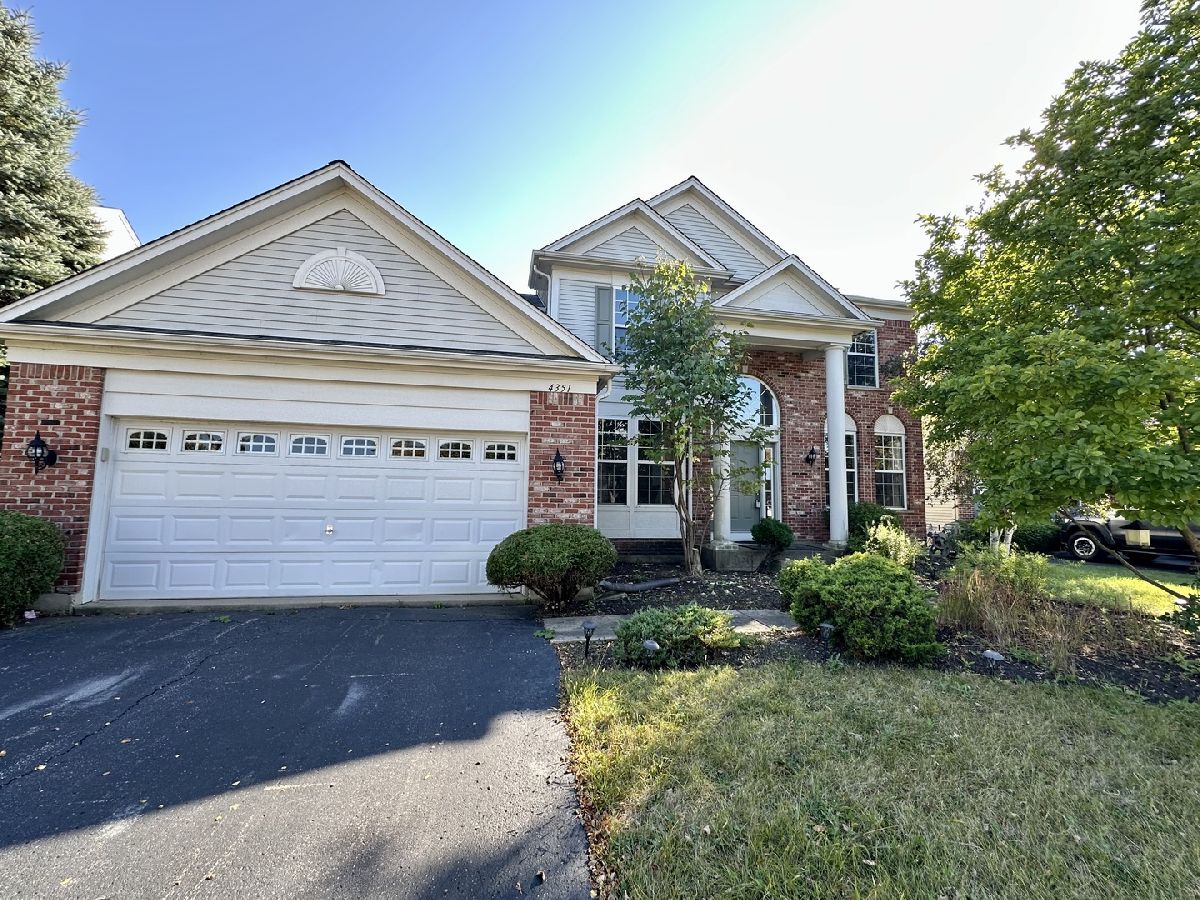 Homes & Condos & Townhomes For Sale Manchester Lakes Estates Algonquin Illinois, 4351 Bunker Hill Drive