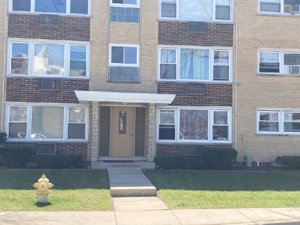  For Sale Des Plaines Illinois, 9275 Noel Avenue