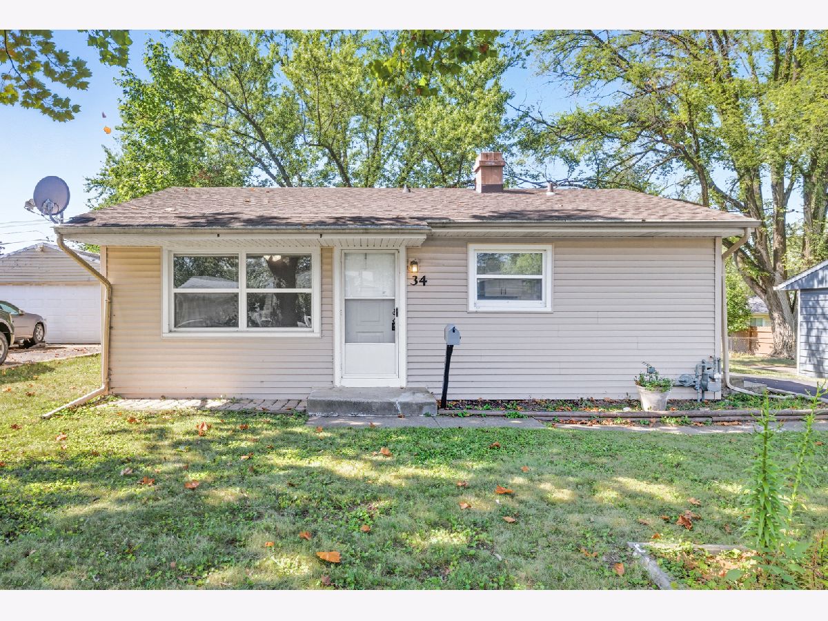  Sold Carpentersville Illinois, 34 Hickory