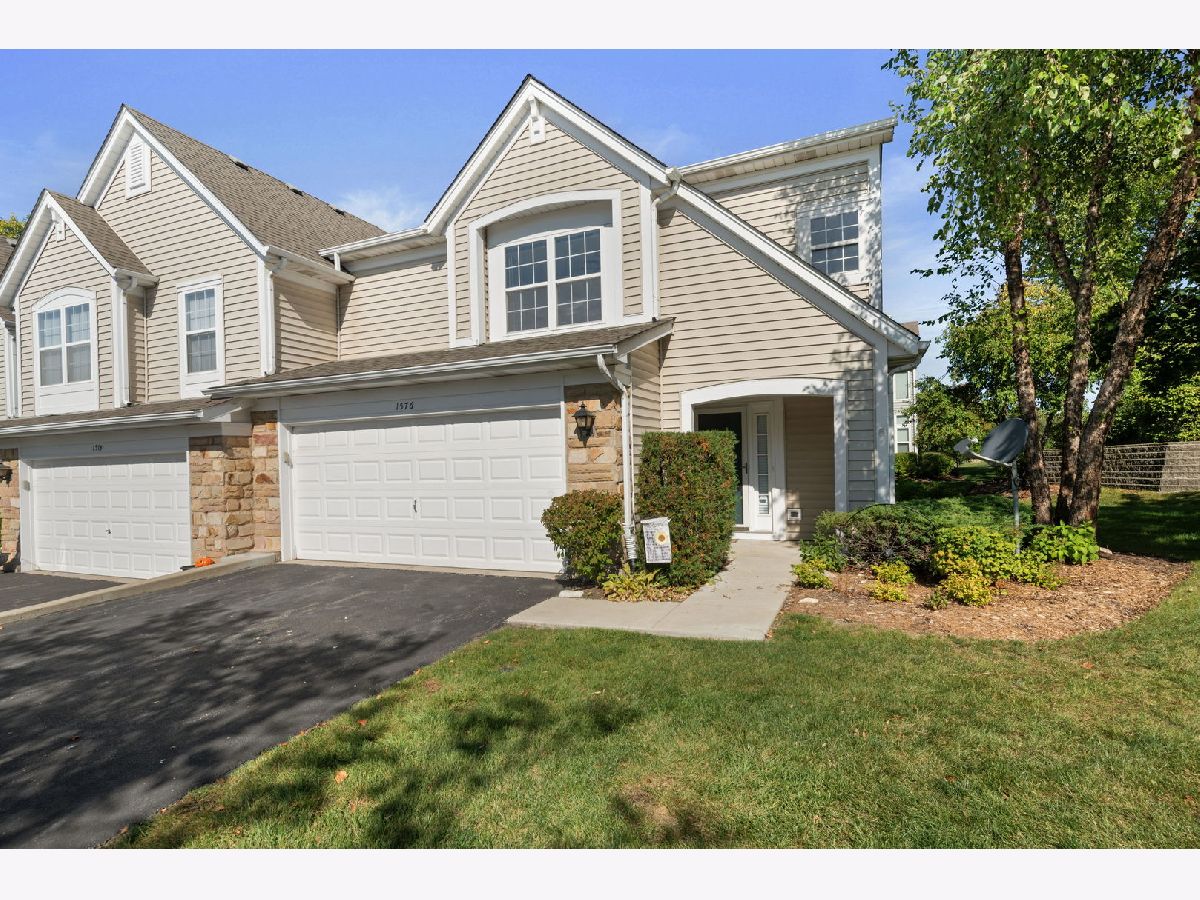 Townhomes For Rent Coventry Park Palatine Illinois, 1576 Citadel