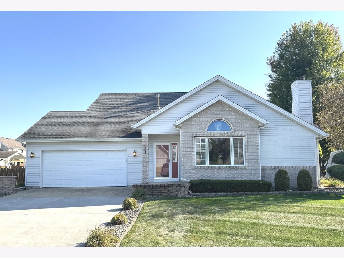 Homes For Sale Camelot Bourbonnais Illinois, 1507 Noble Quest Drive