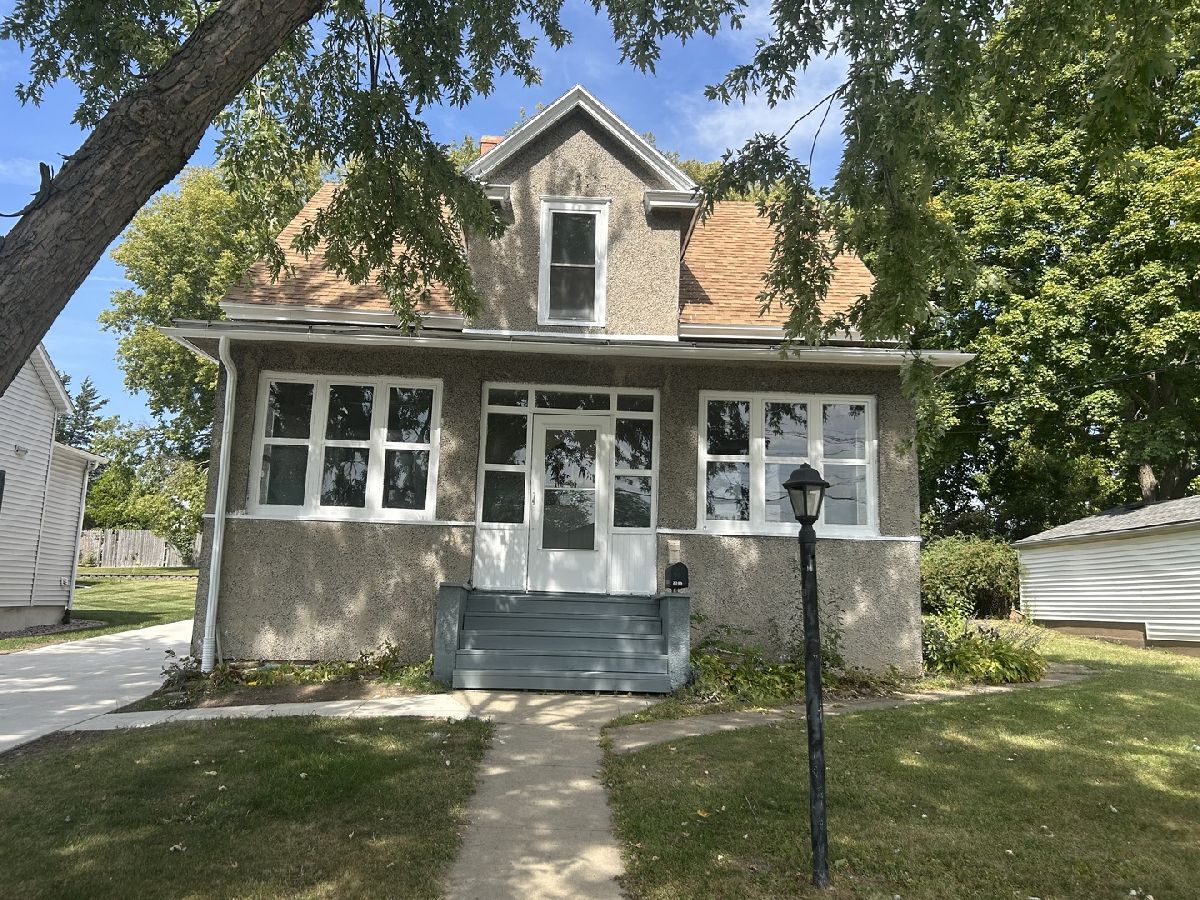  Rented Peru Illinois, 2209 1st