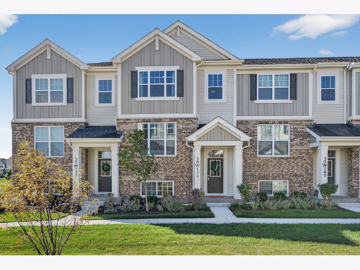  For Sale Warrenville Illinois, 30W136 Wheeler Circle