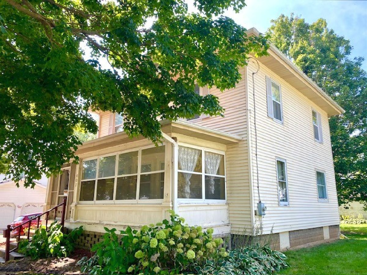  For Sale Morrison Illinois, 407 Genesee Street