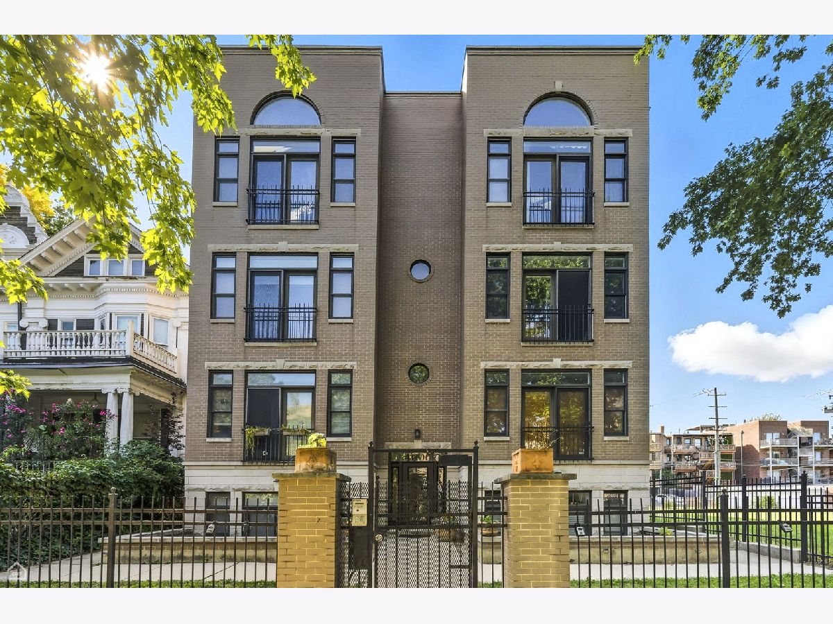  For Sale Chicago Illinois, 4606 Malden Street