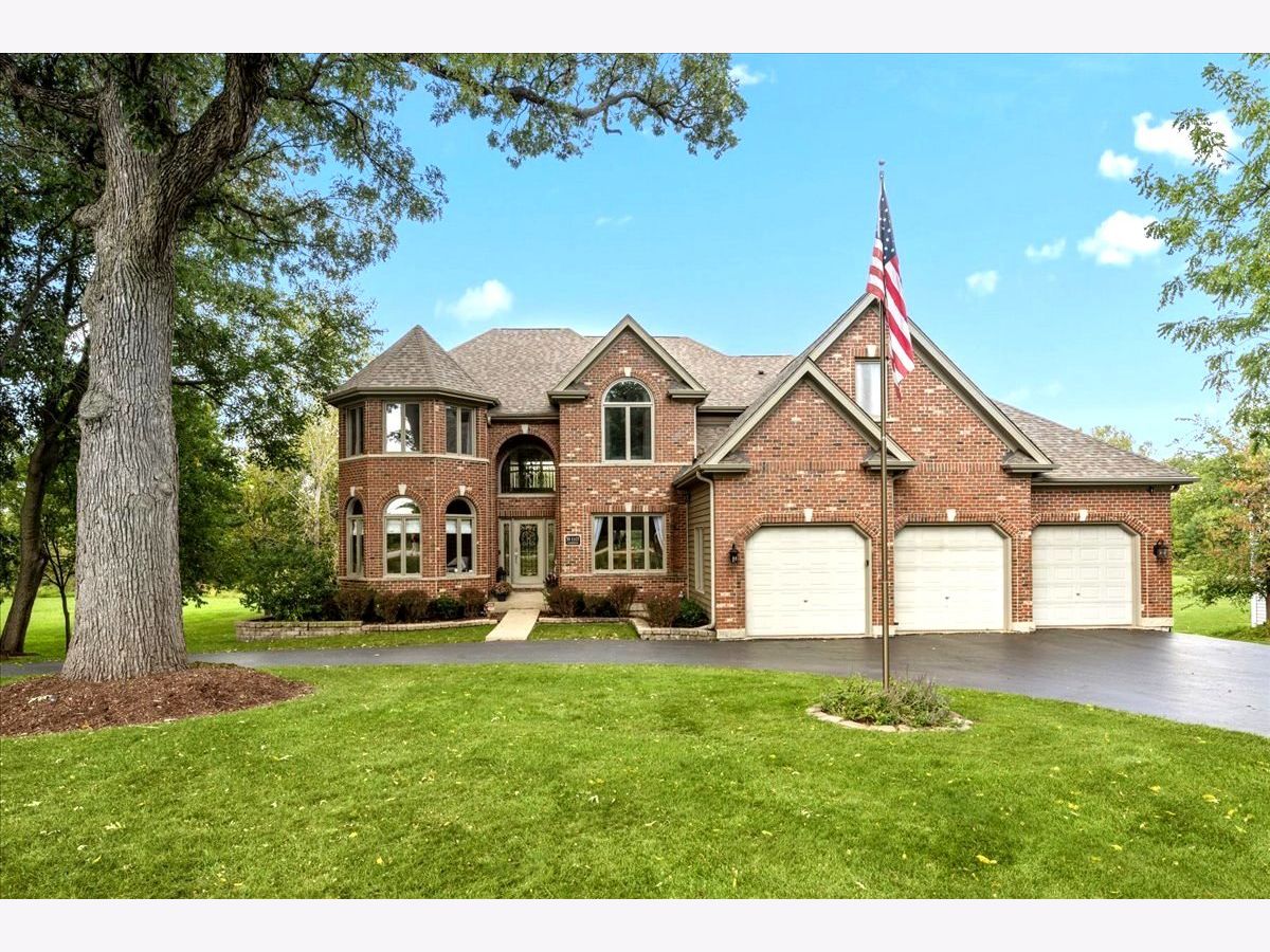 Homes For Sale Blackberry Creek Yorkville Illinois, 36 Lexington Circle