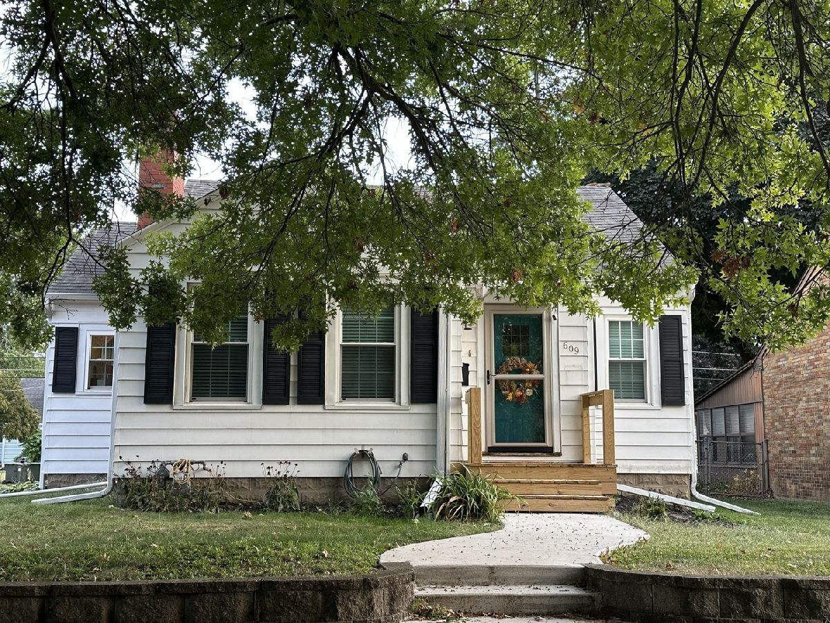  For Sale Sterling Illinois, 609 11th Street