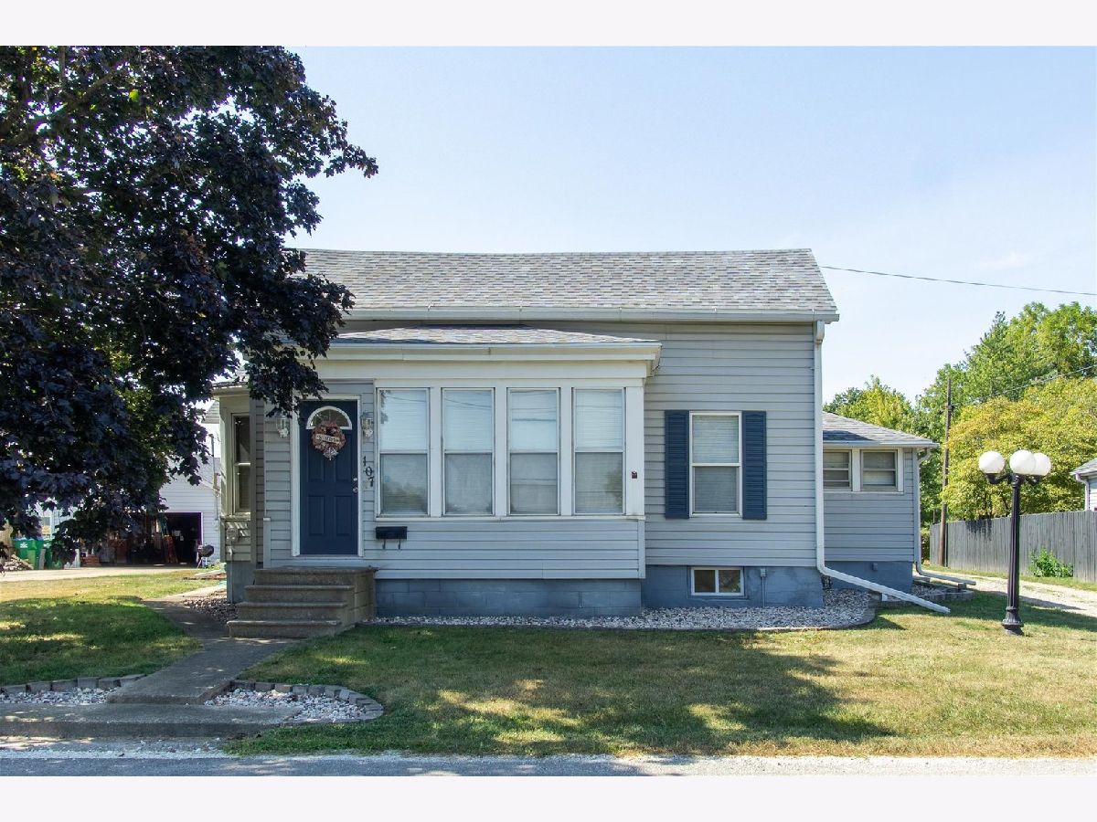  For Sale Mendota Illinois, 107 5th Avenue