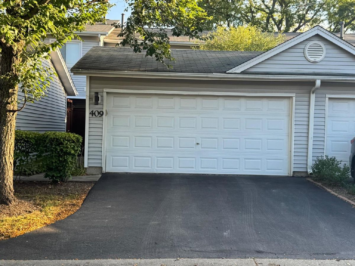 Homes & Townhomes For Sale Ridgewood Buffalo Grove Illinois, 409 Hazelwood Terrace