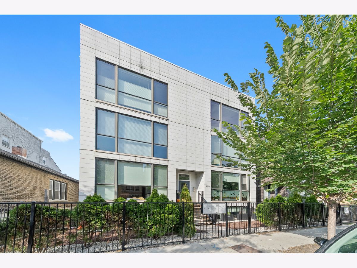 Condos & Townhomes & Homes For Sale Bucktown Chicago Illinois, 1936 Armitage Avenue