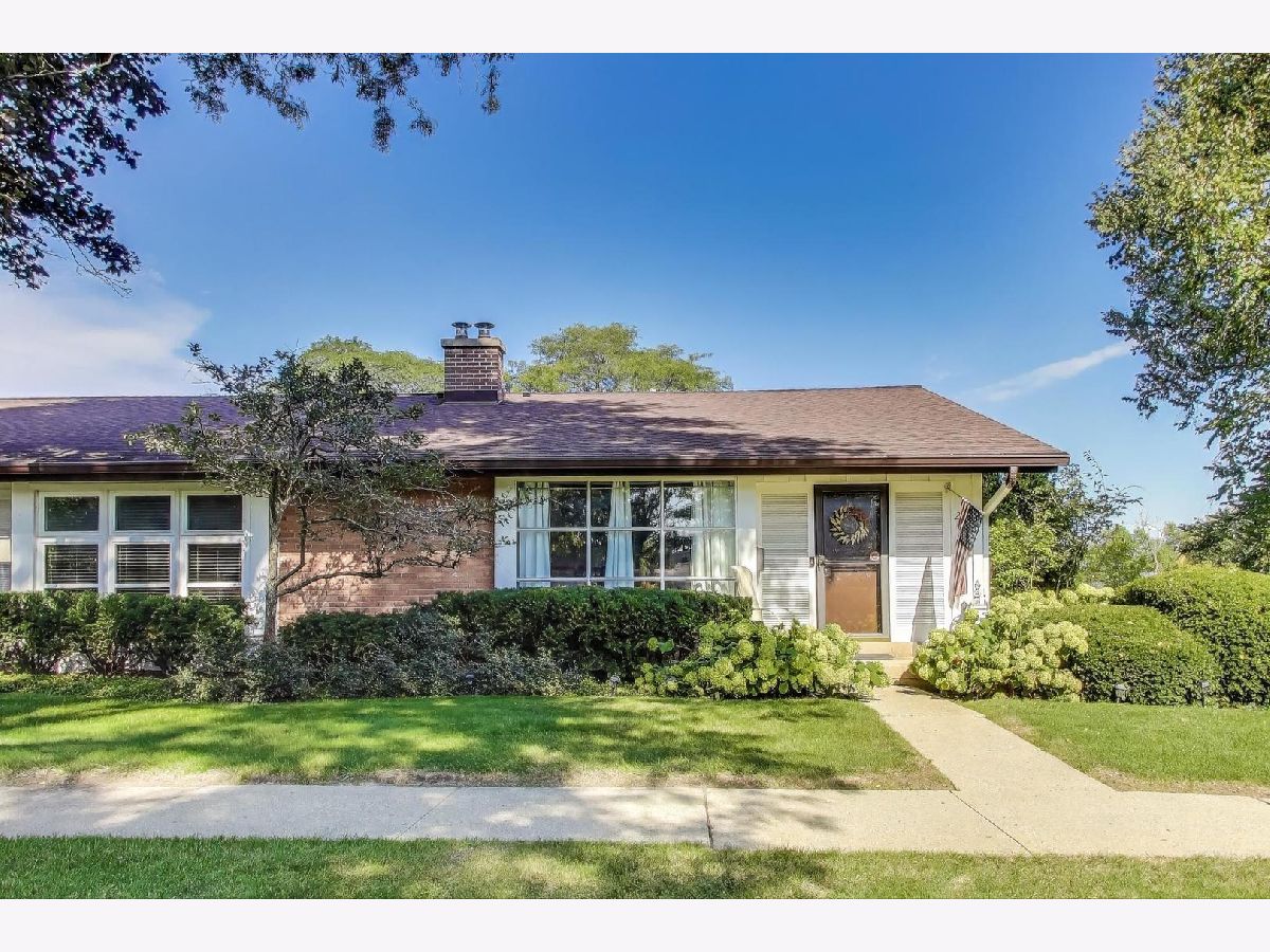 For Sale Northfield Illinois, 270 Crestwood Village
