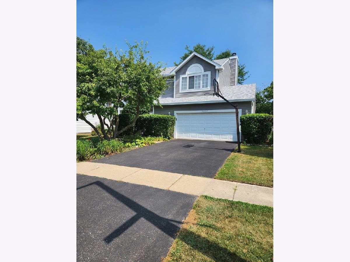  For Sale Gurnee Illinois, 36077 Bridlewood Avenue