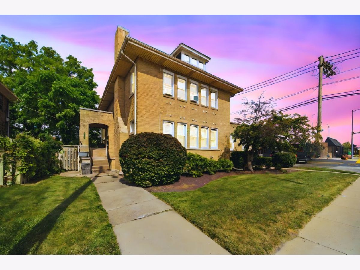  Rented Blue Island Illinois, 2418 Burr Oak