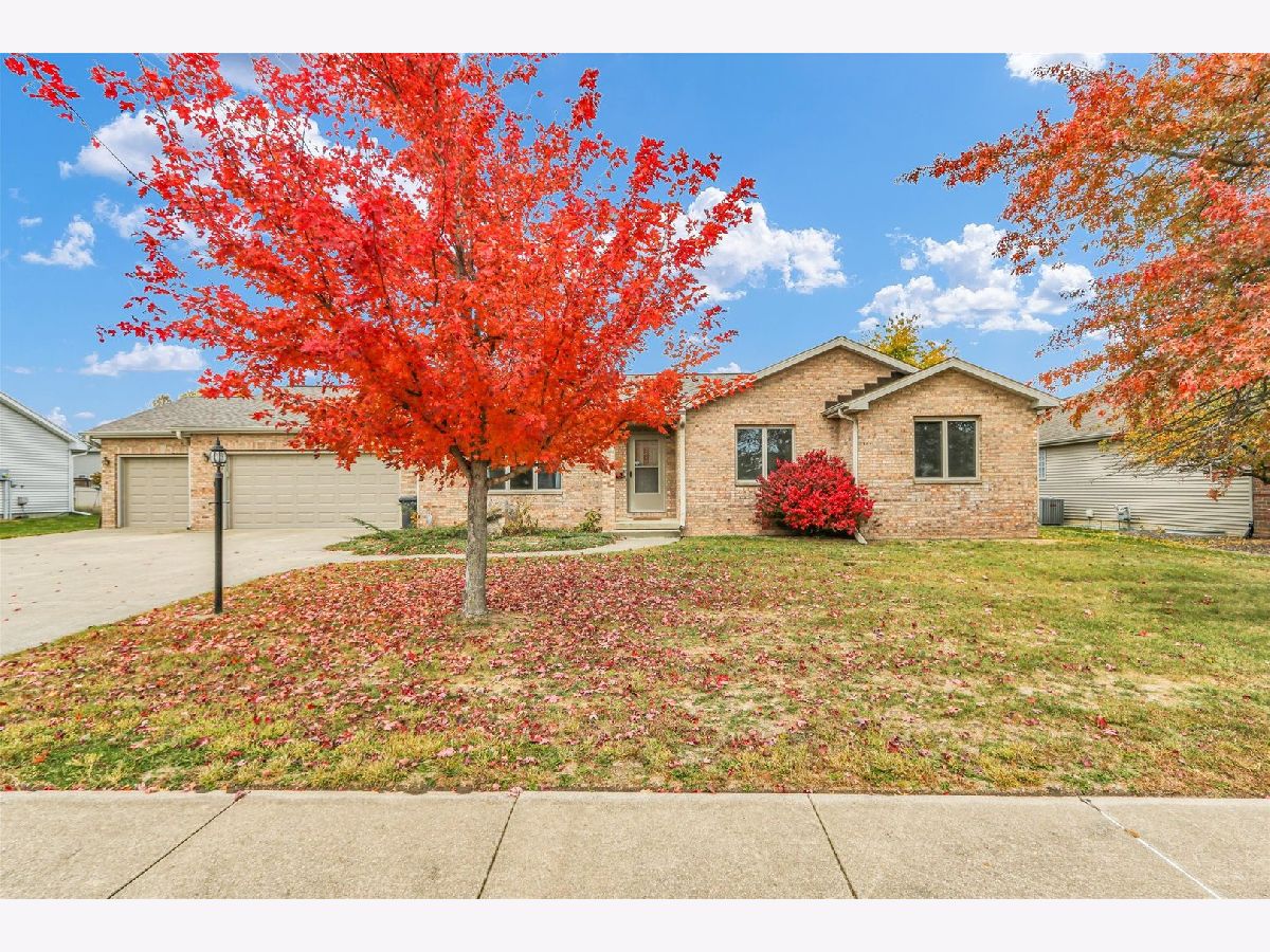  Sold Tolono Illinois, 812 Boone