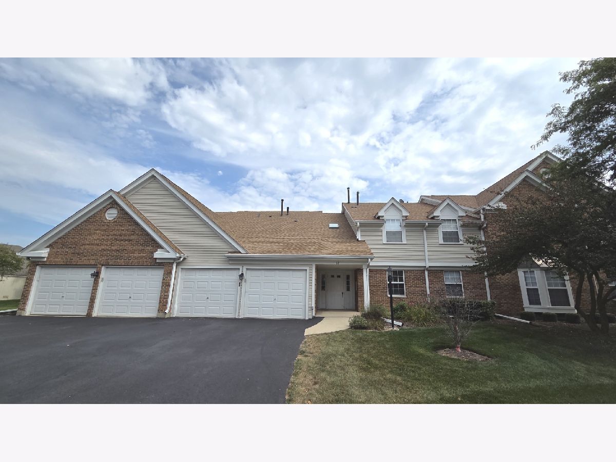 Townhomes & Condos For Rent Towne Place West Schaumburg Illinois, 67 Beechmont