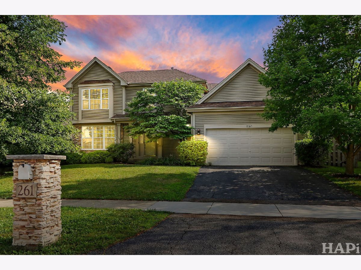 Townhomes & Condos & Homes For Sale Windsor Pointe Sugar Grove Illinois, 261 Hampton Road