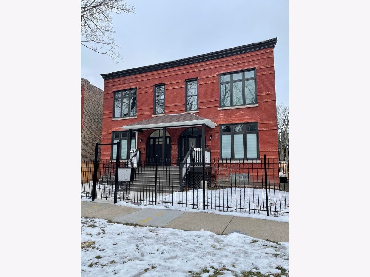 Rented Chicago Illinois, 3249 Pierce