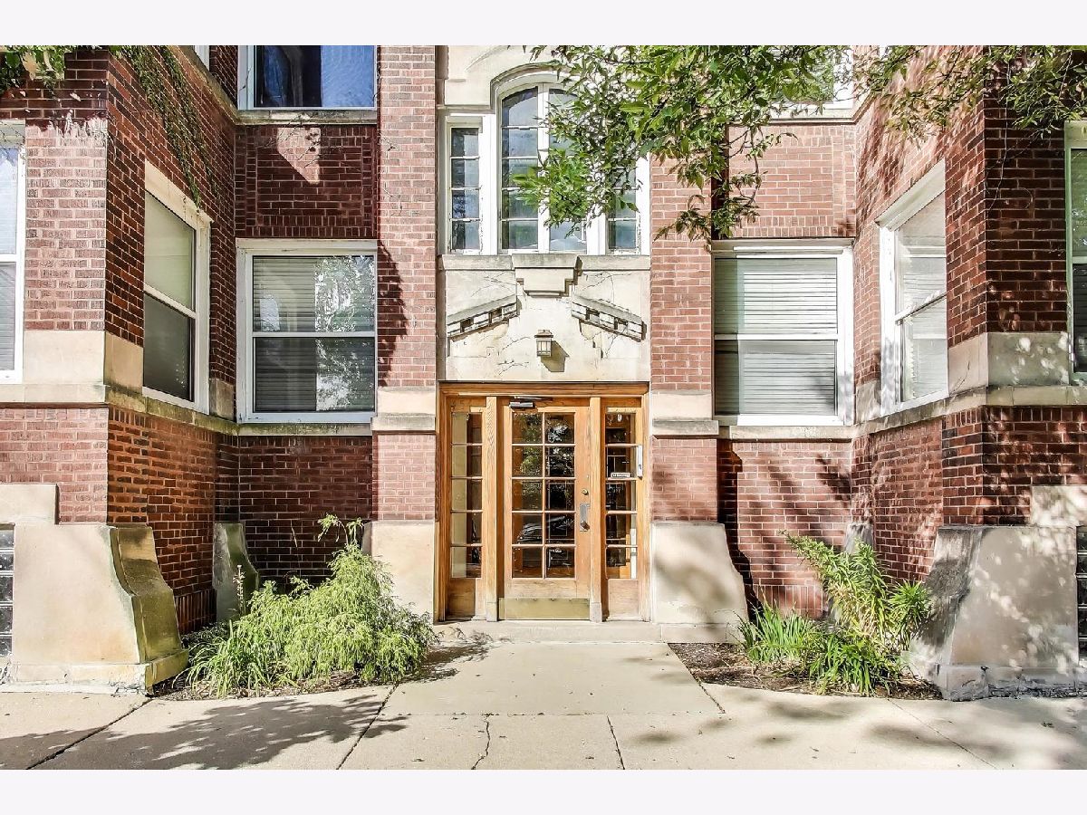  For Sale Chicago Illinois, 4544 Sacramento Avenue