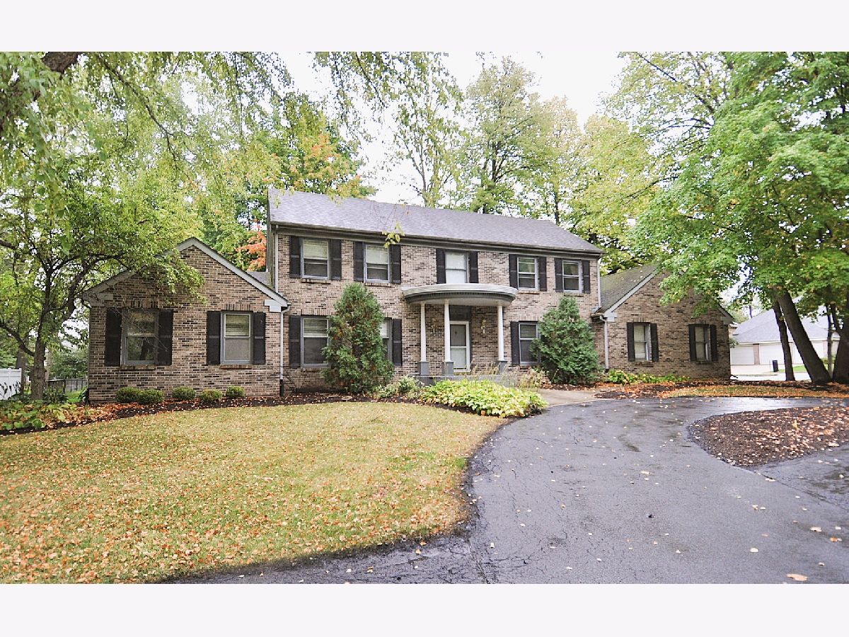 For Sale Rockford Illinois, 2561 Point O Woods Drive