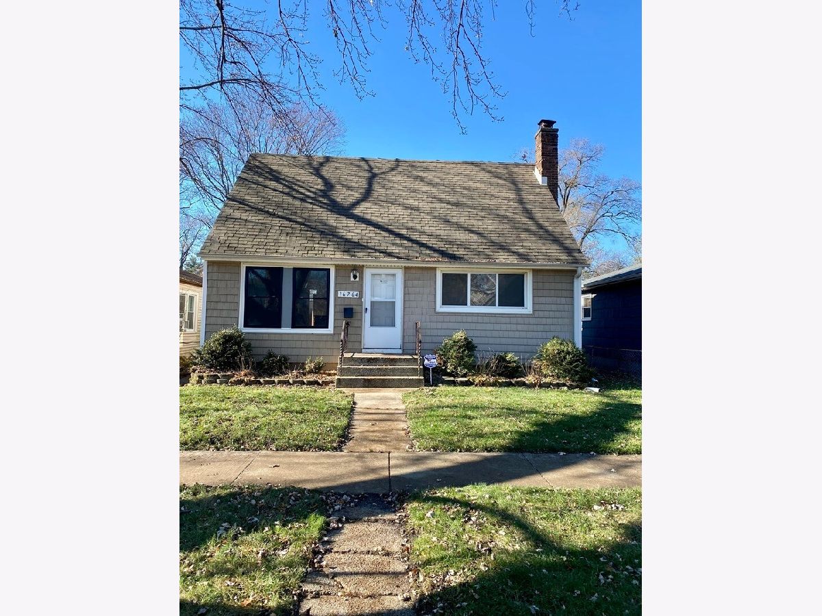  For Sale Hazel Crest Illinois, 16764 Trapet Avenue