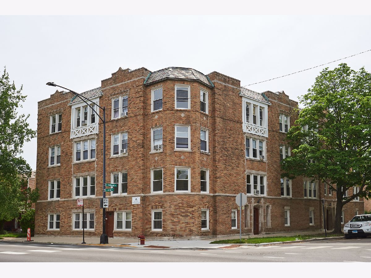  Rented Chicago Illinois, 3223 Ardmore