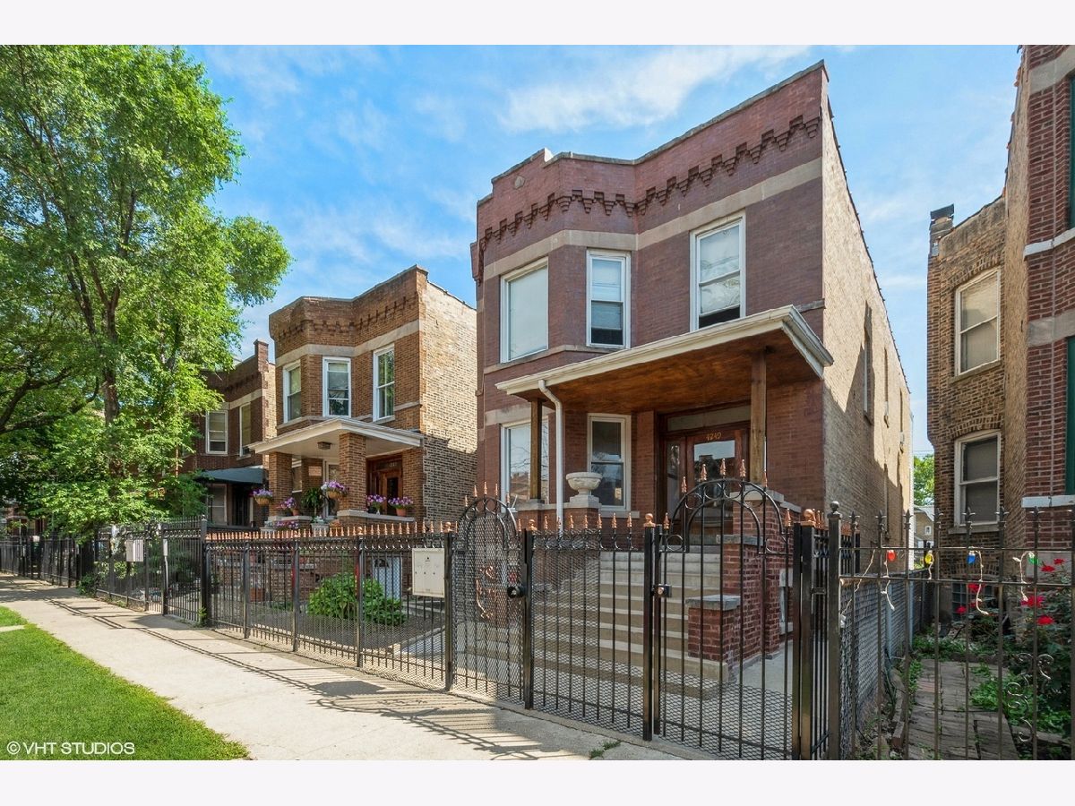  Rented Chicago Illinois, 4249 Potomac