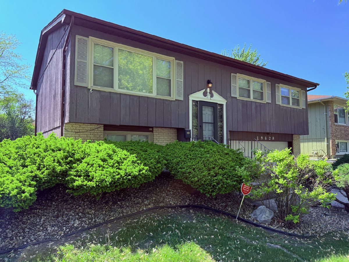 For Sale Lynwood Illinois, 19828 Monterey Avenue