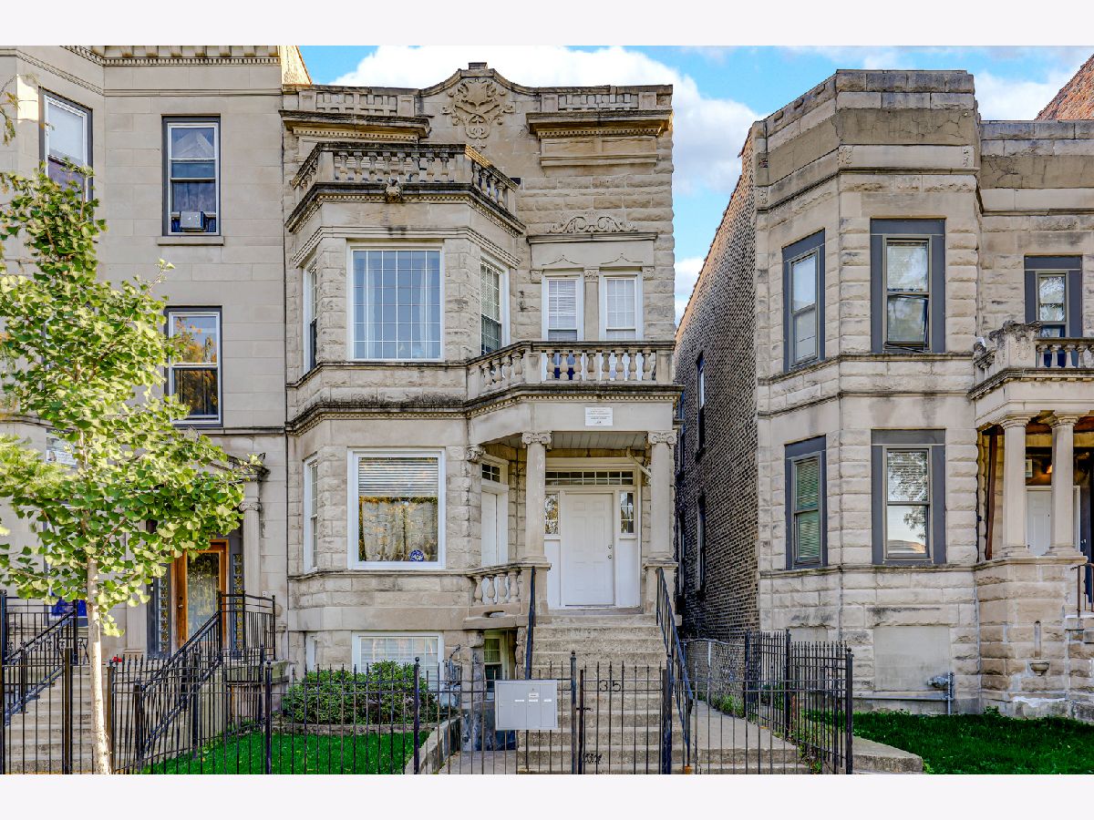  Rented Chicago Illinois, 3551 Douglas