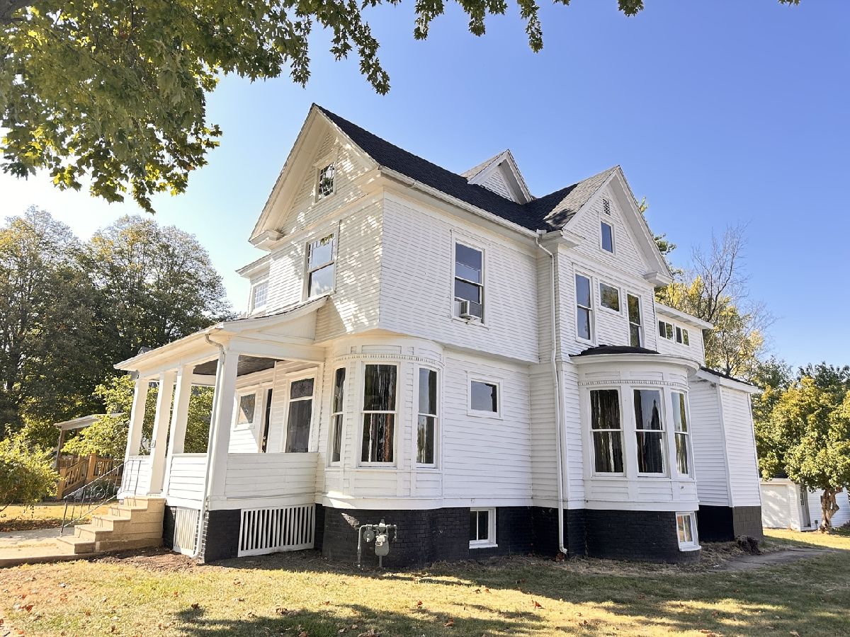  For Sale Farmer City Illinois, 216 Market Street