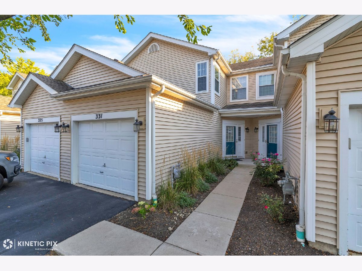 Townhomes Rented Meribel Schaumburg Illinois