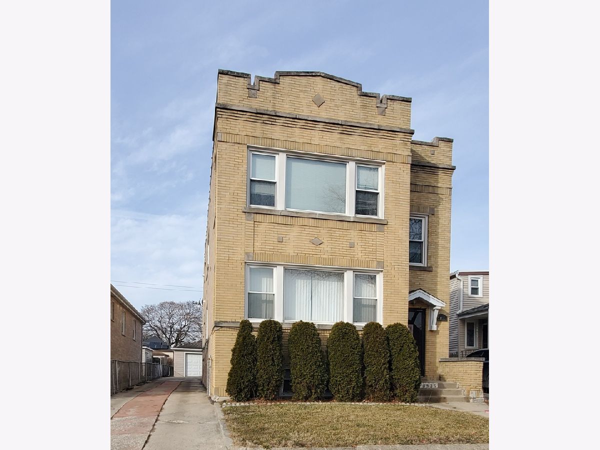 Rented Chicago Illinois, 3836 Nordica