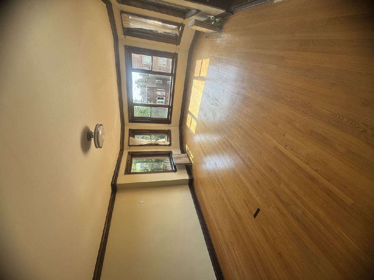 Rented Chicago Illinois, 8141 Marshfield