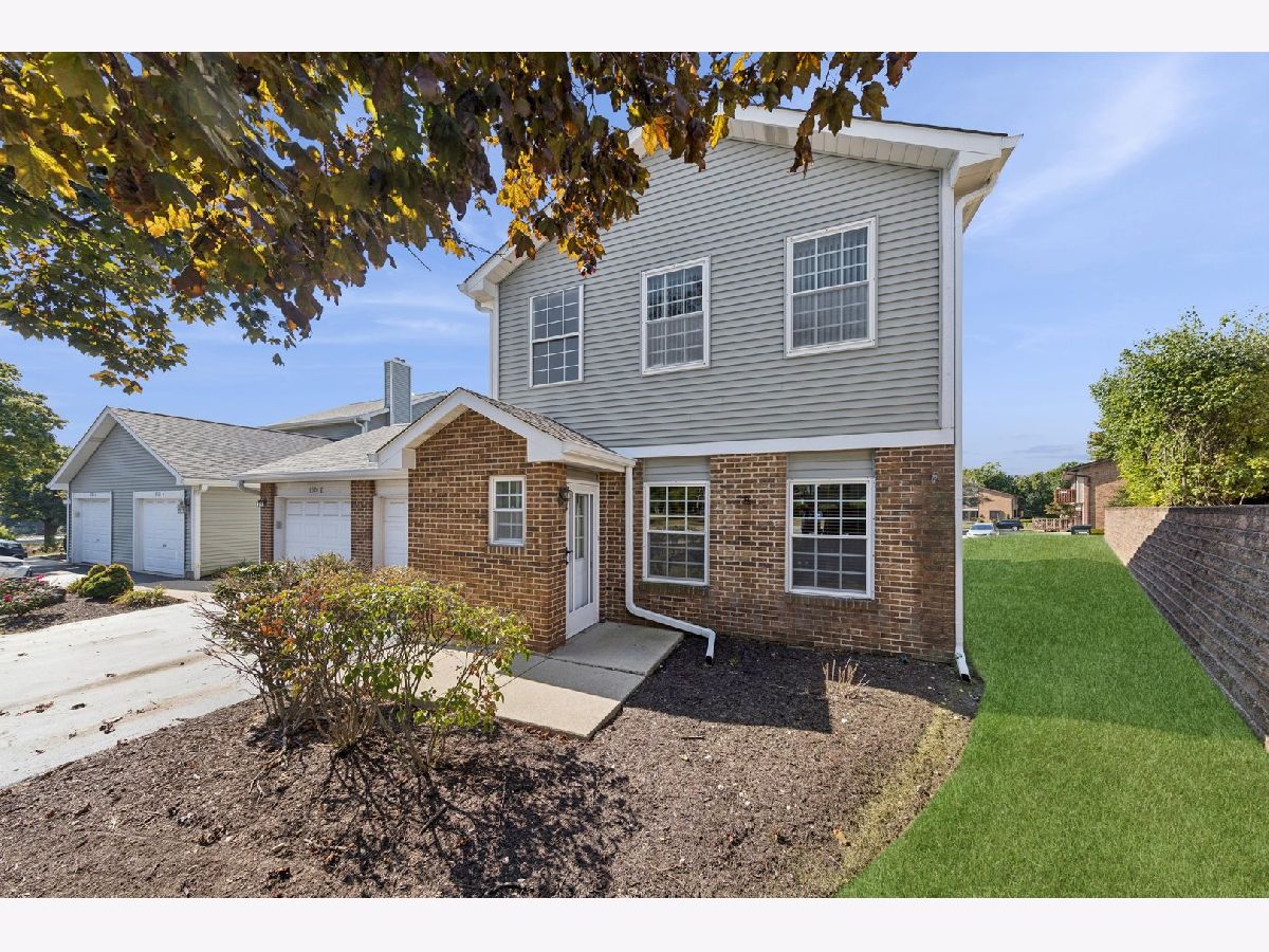 Sold Darien Illinois, 8320 Highpoint