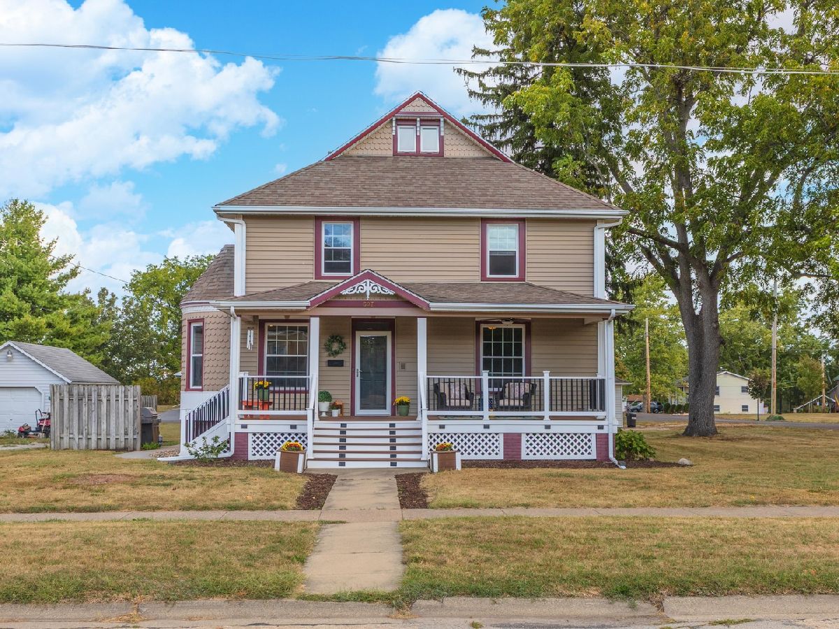  Sold El Paso Illinois, 597 3rd