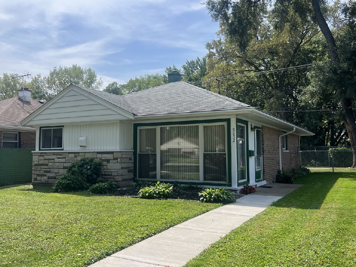  For Sale Chicago Illinois, 9732 Van Vlissingen Road