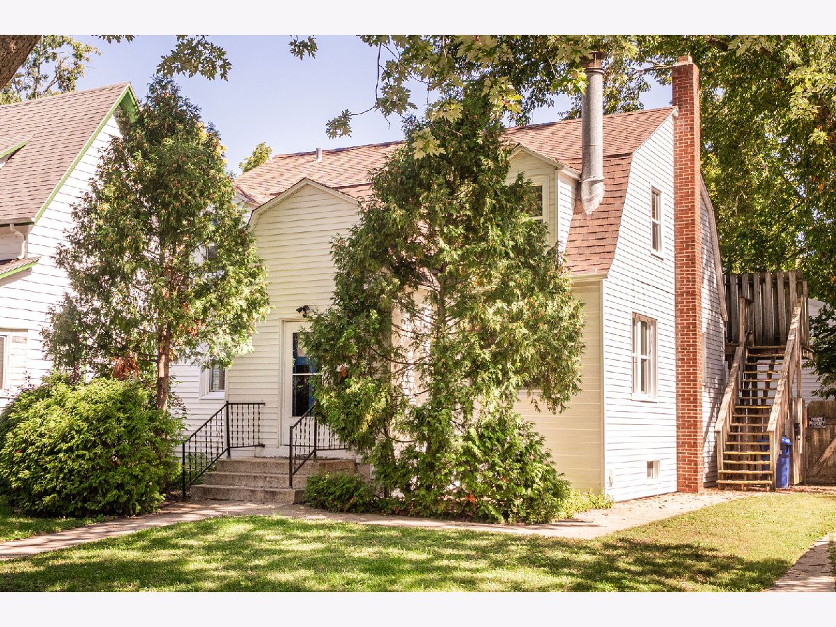 Rented Dekalb Illinois, 512 N 6th