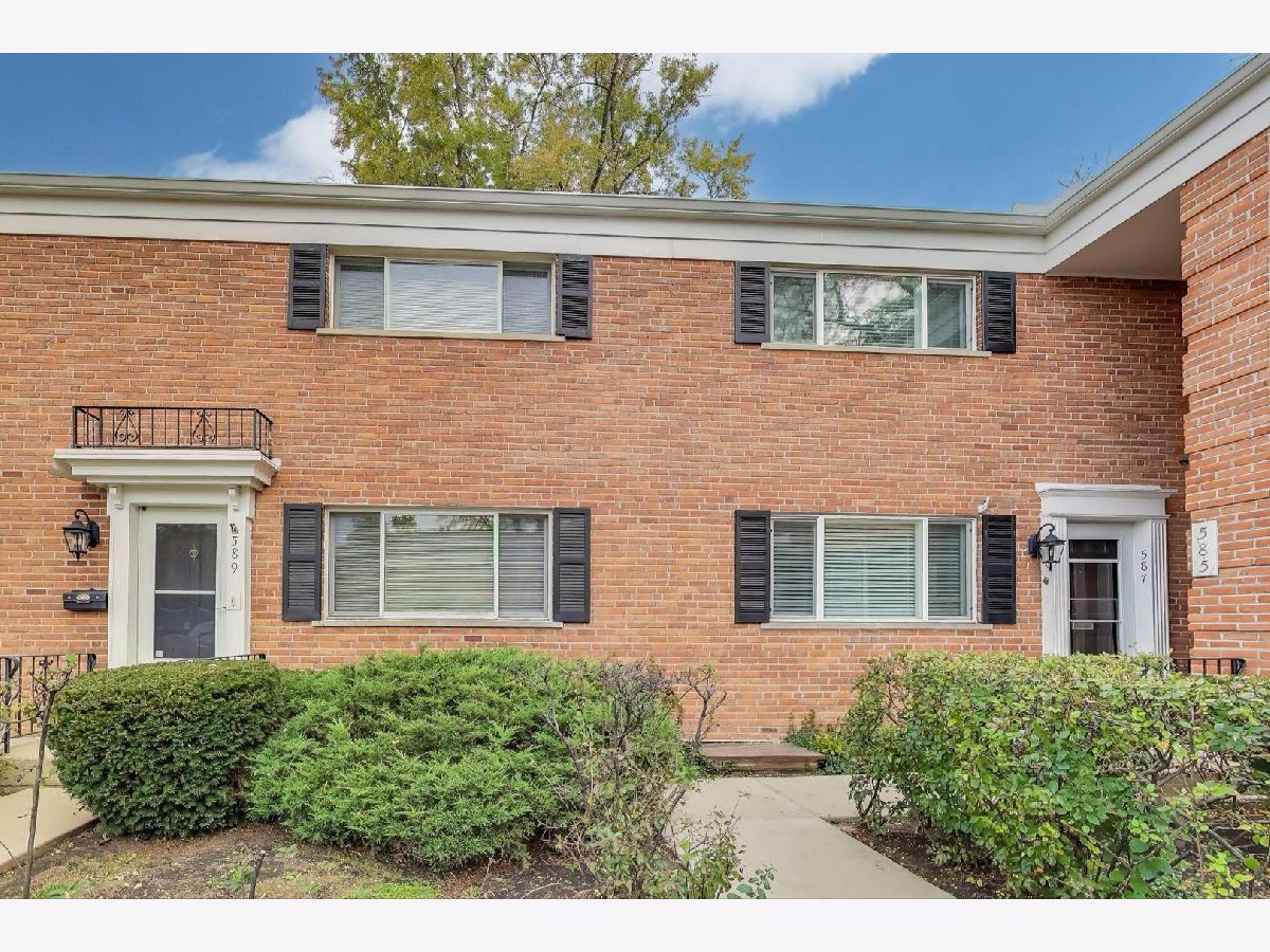  For Sale Barrington Illinois, 587 Shorely Drive