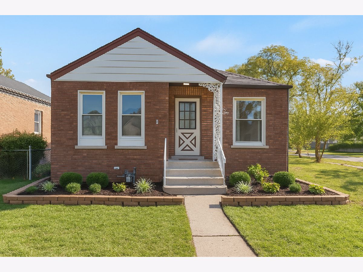  For Sale Westchester Illinois, 723 Balmoral Avenue