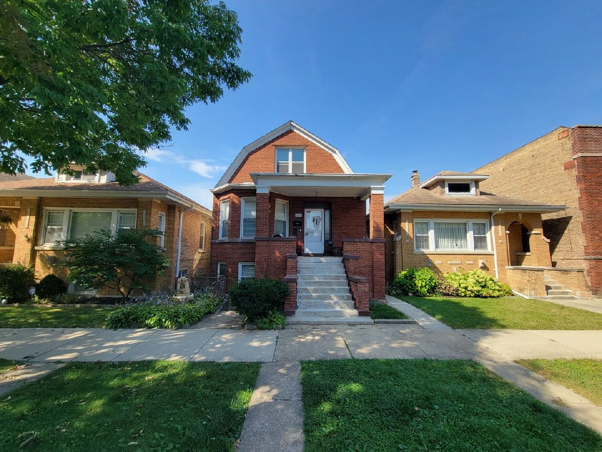 Rented Chicago Illinois, 4048 Marmora