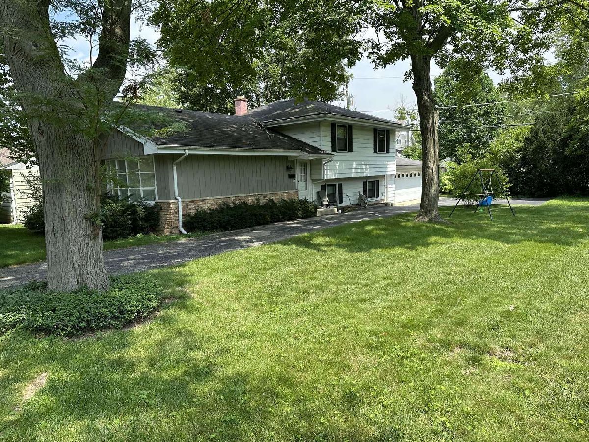  Rented Downers Grove Illinois, 5625 Aubrey