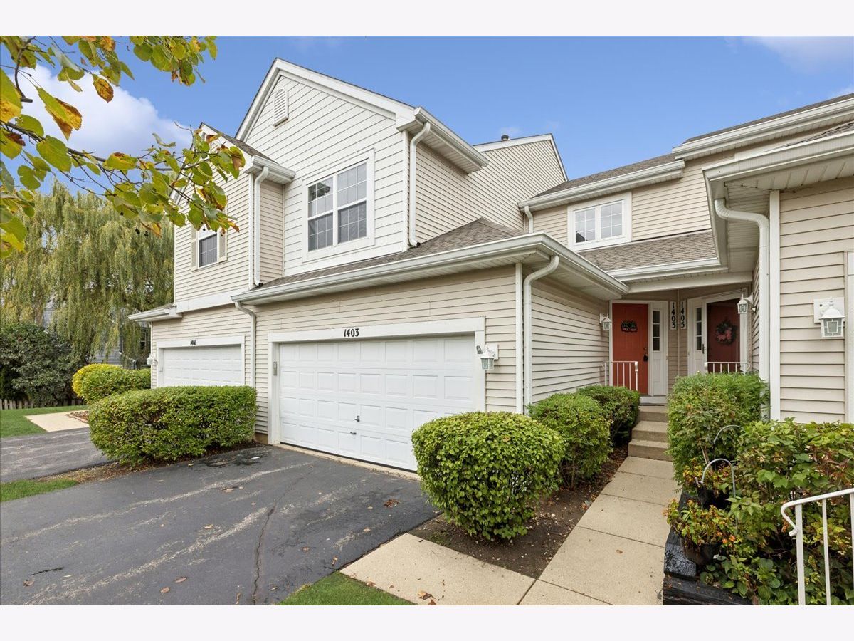  For Sale Carpentersville Illinois, 1403 Meadowsedge Lane