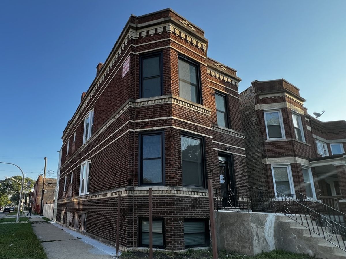 For Rent Chicago Illinois, 4956 Erie