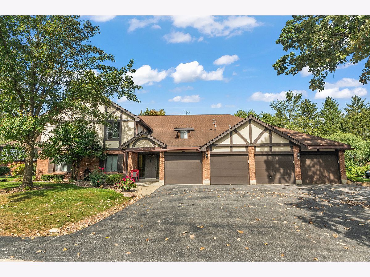 Condominiums For Sale The Timbers Palos Hills Illinois, 11210 Cherry Court