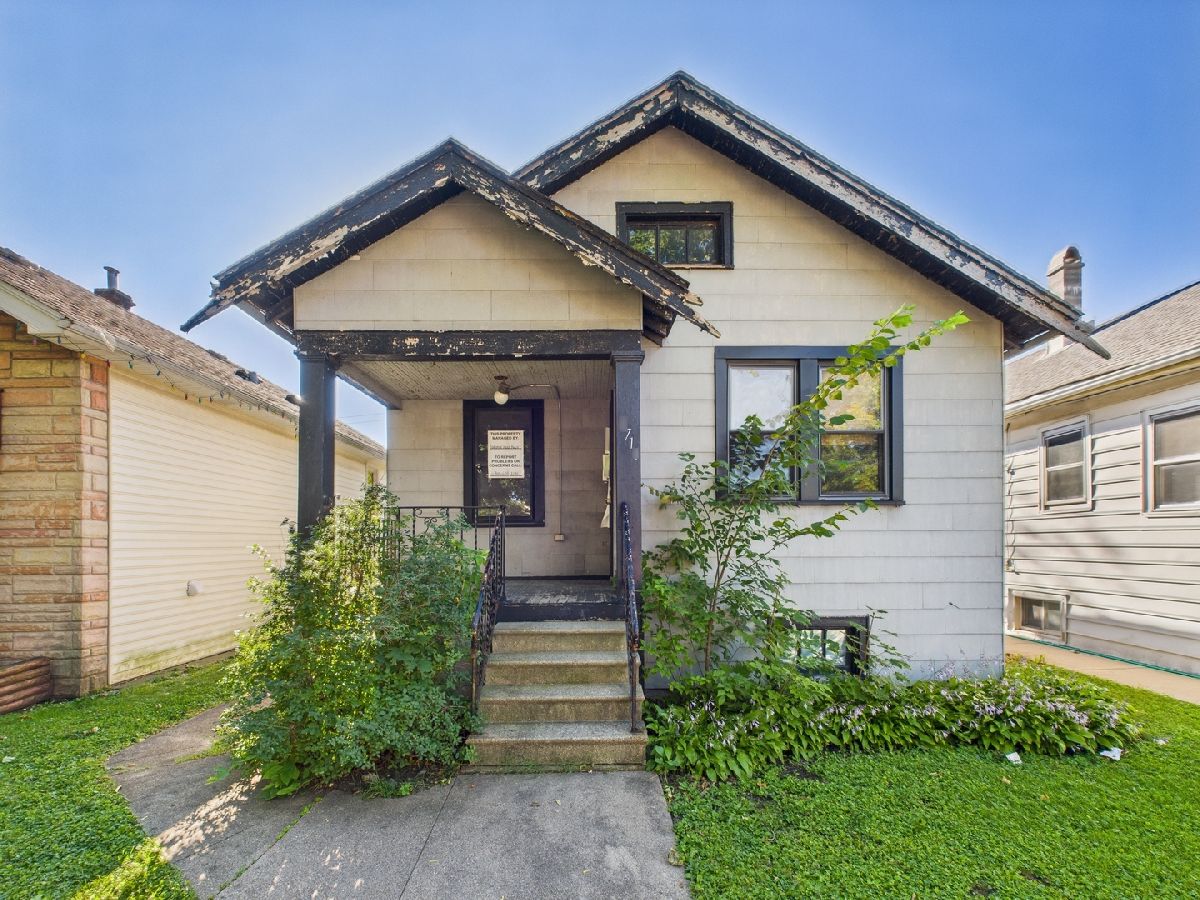 For Sale Chicago Illinois, 2714 New England Avenue