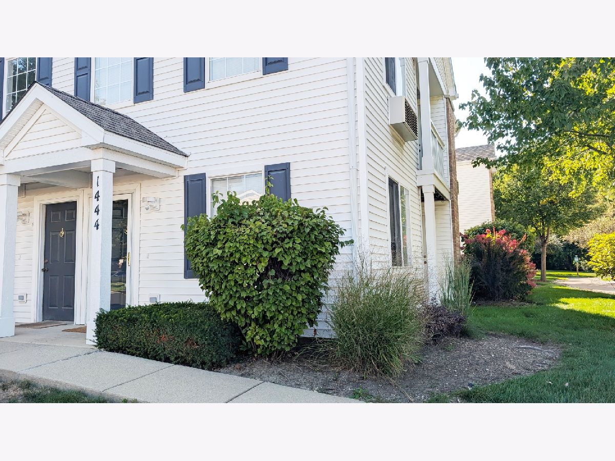 Condos & Townhomes For Rent Prairie Point Aurora Illinois, 1444 Mcclure