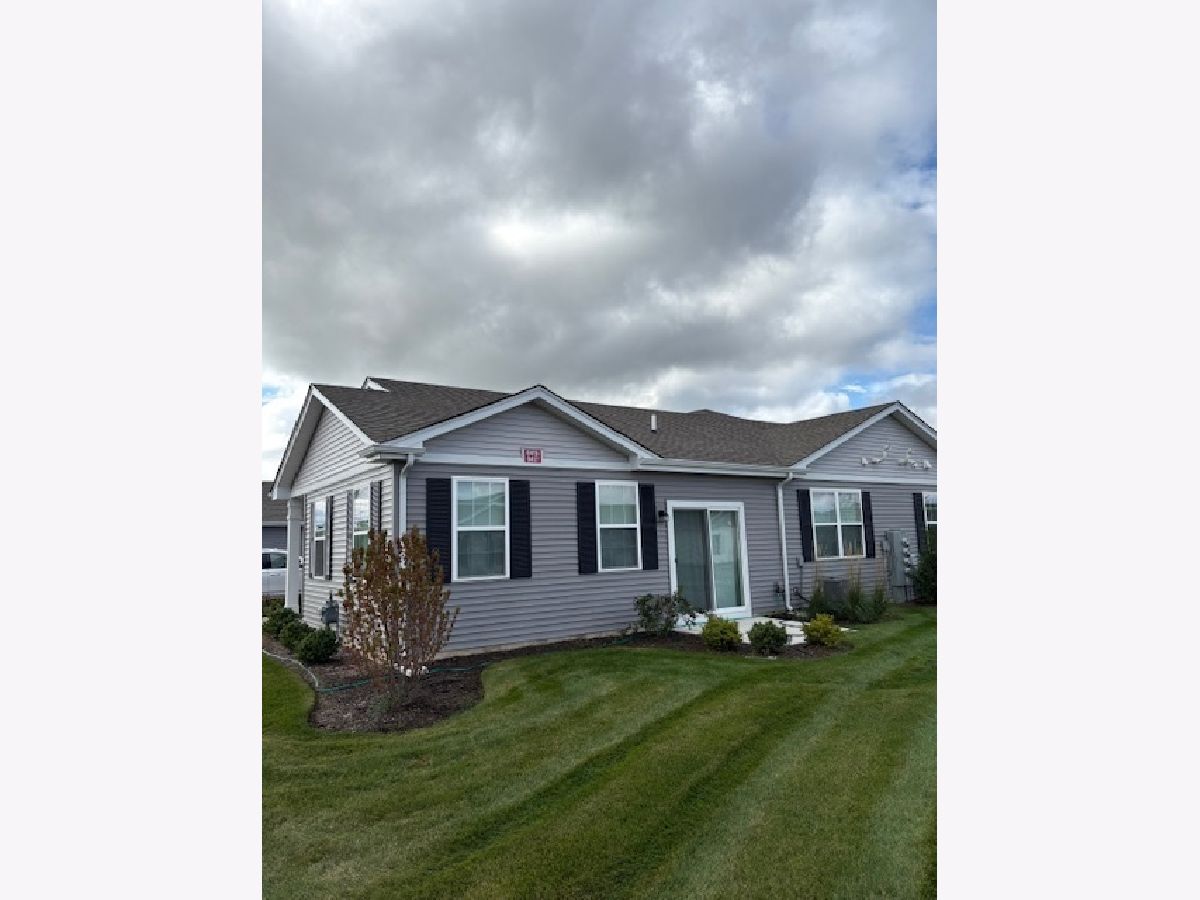  For Rent Wonder Lake Illinois, 6417 Juniper