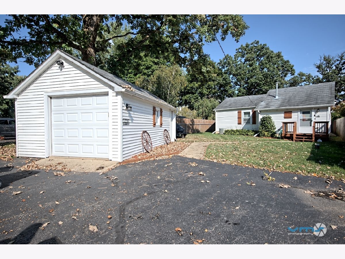  For Rent Crystal Lake Illinois, 4228 Riverside