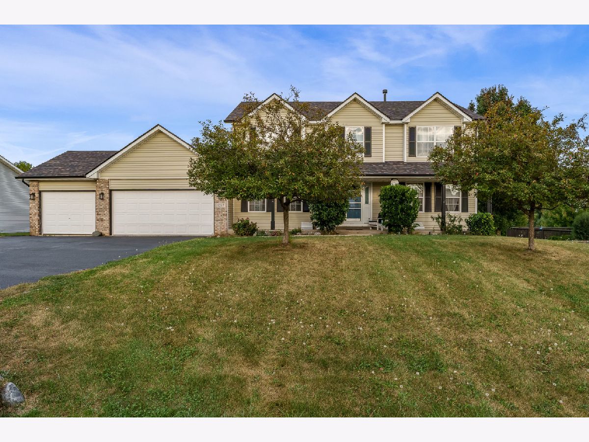  Sold Byron Illinois, 1217 Joanne