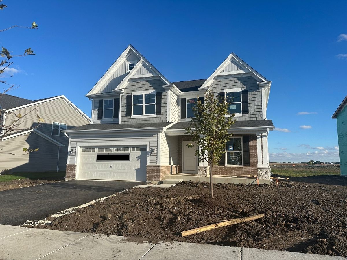 Homes For Sale Piper Glen Oswego Illinois, 172 Piper Glen Avenue