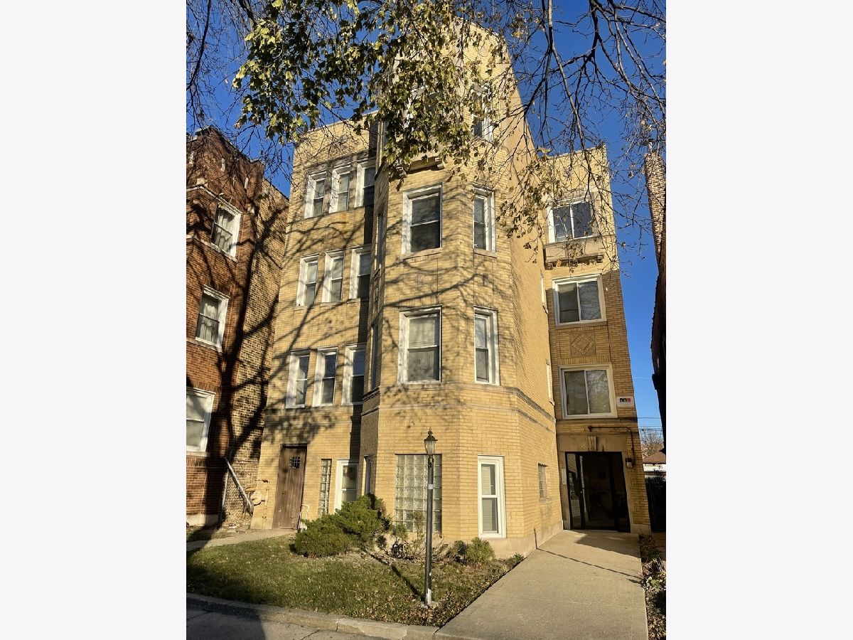 Rented Chicago Illinois, 8211 Ada